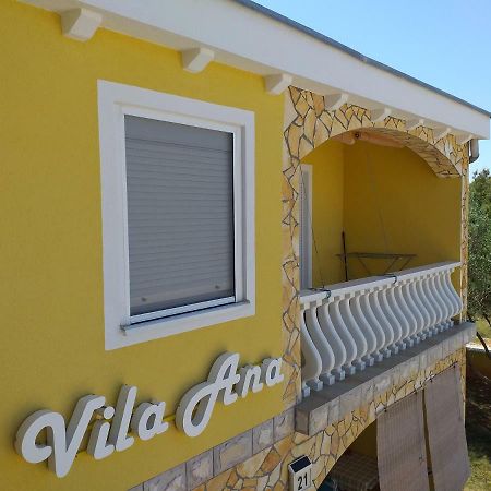 Apartments Vila Ana Vir Exterior photo